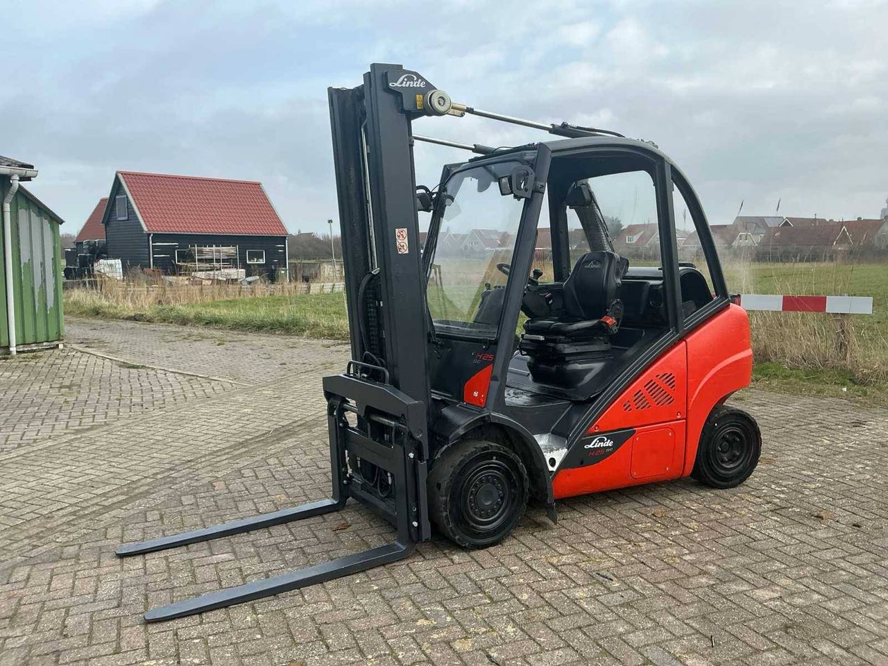 Forklift Linde H25 EVO LPG 2500kg 5.0m 2016