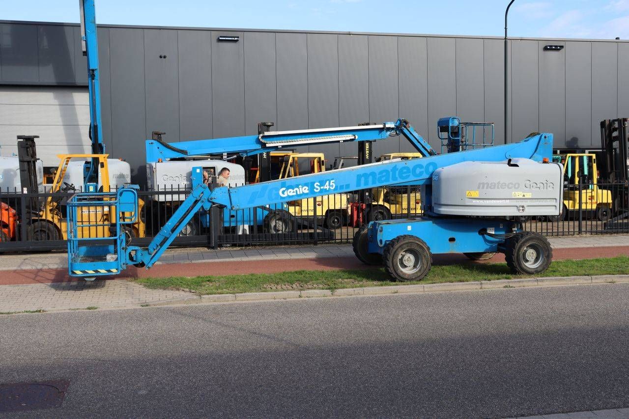 Genie S-45 Diesel Telescopic Boom Lift 227kg 15.7m 2014