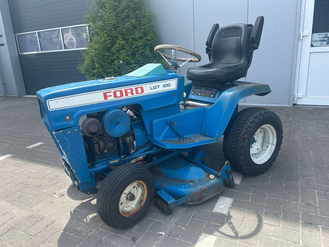 Vintage Mini Tractor Ford LGT100 Petrol with Mowing Deck