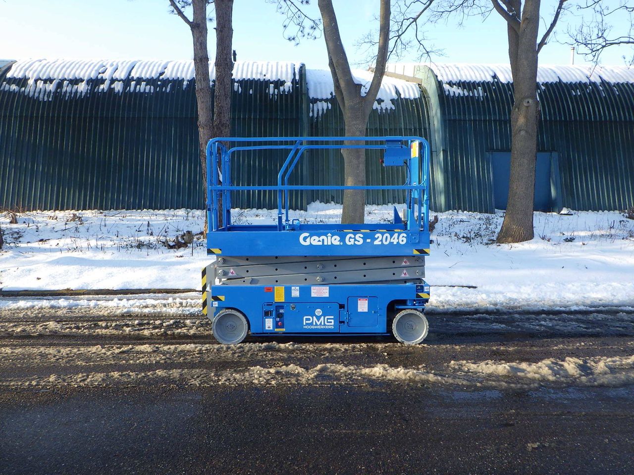 Scissor lift Genie GS-2046 Electric 8.10m 2008