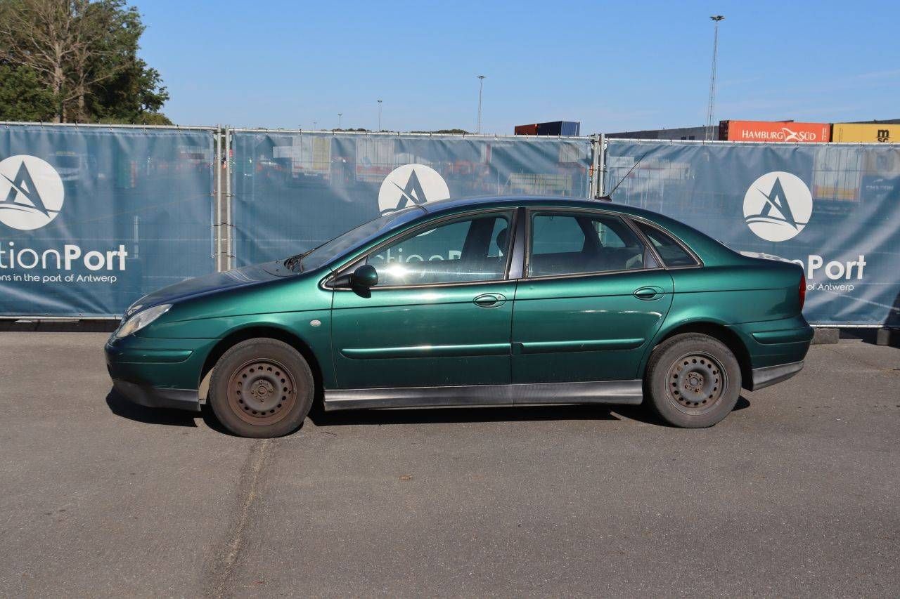 Passenger car Citroën C5 Petrol 140hp 2002 (Margin)