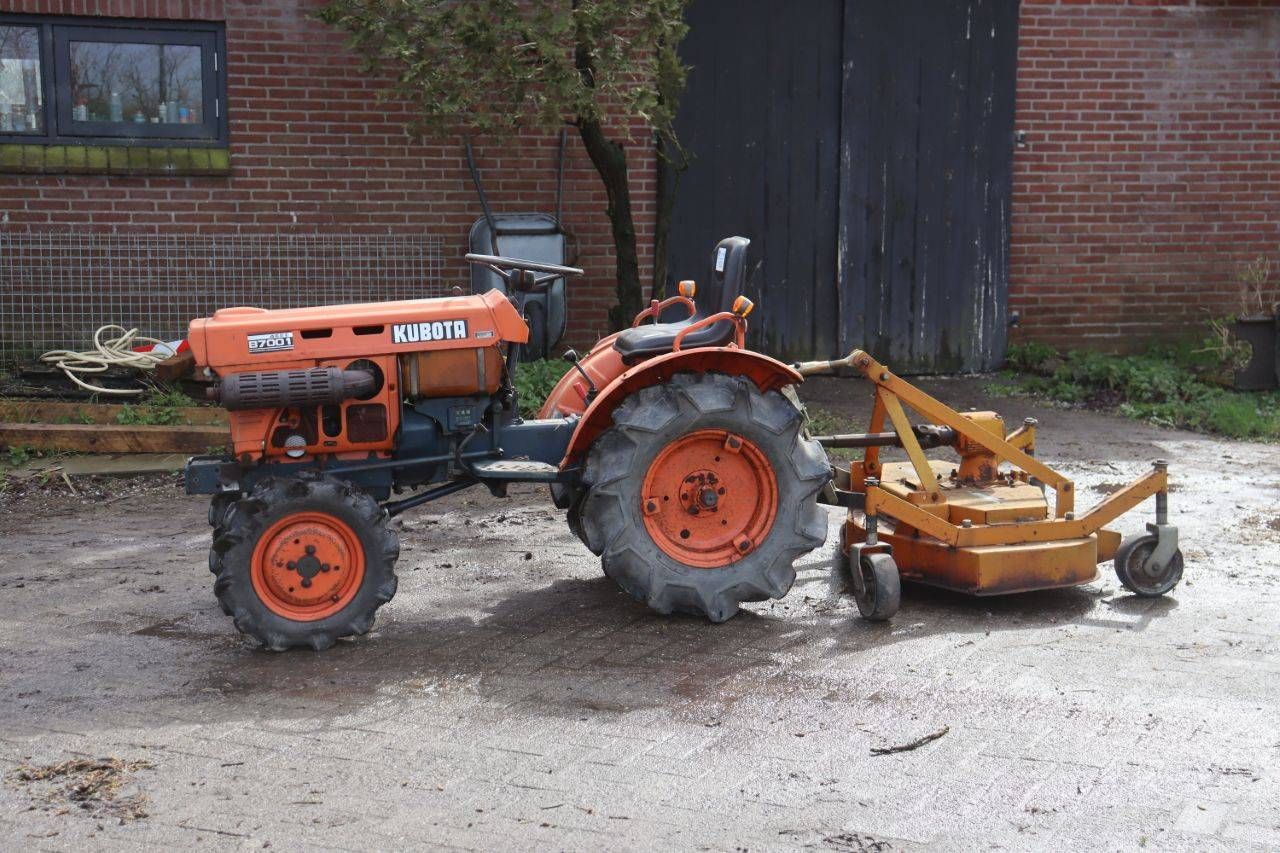 Mini tractor Kubota B7001 Diesel 13hp with lawn mower