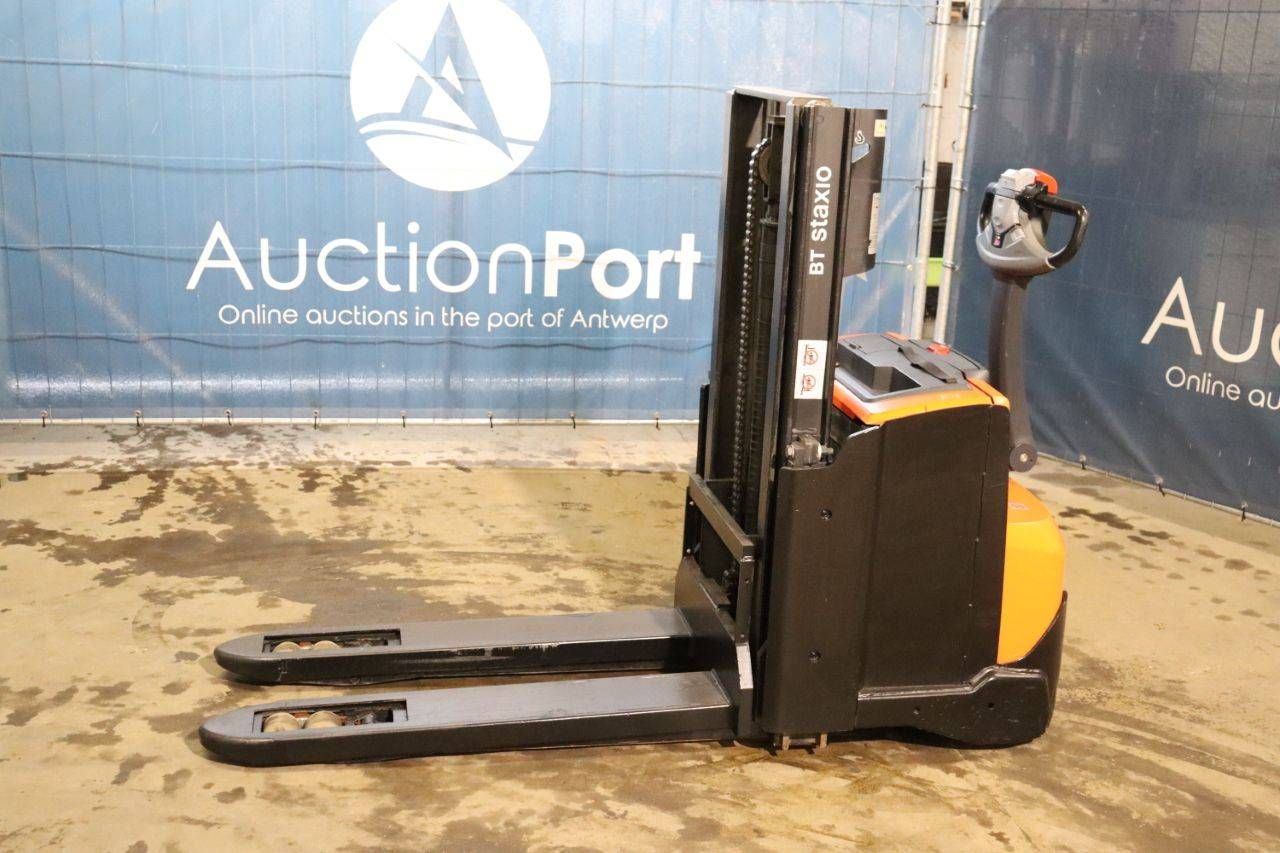 Stacker Toyota SWE200D Electric 2000kg 2018