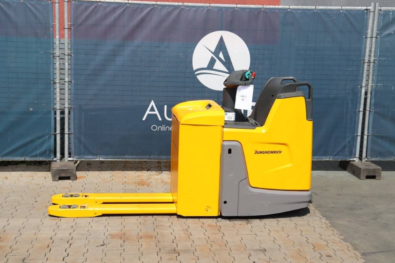Palletwagen Jungheinrich ERE 225 DrivePlus Elektrisch 2500kg 2017