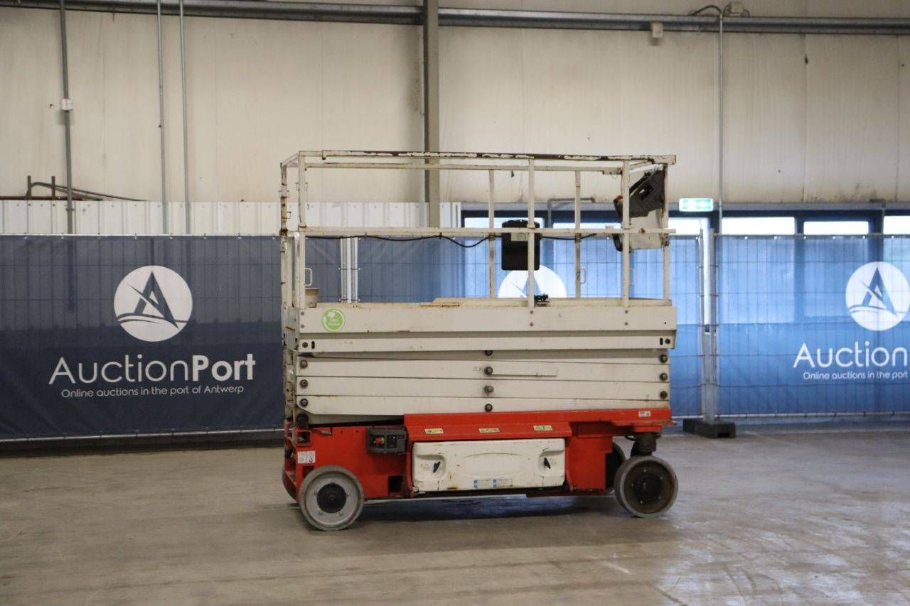 JLG 2646 ES Electric Scissor Lift 9.92m 2016