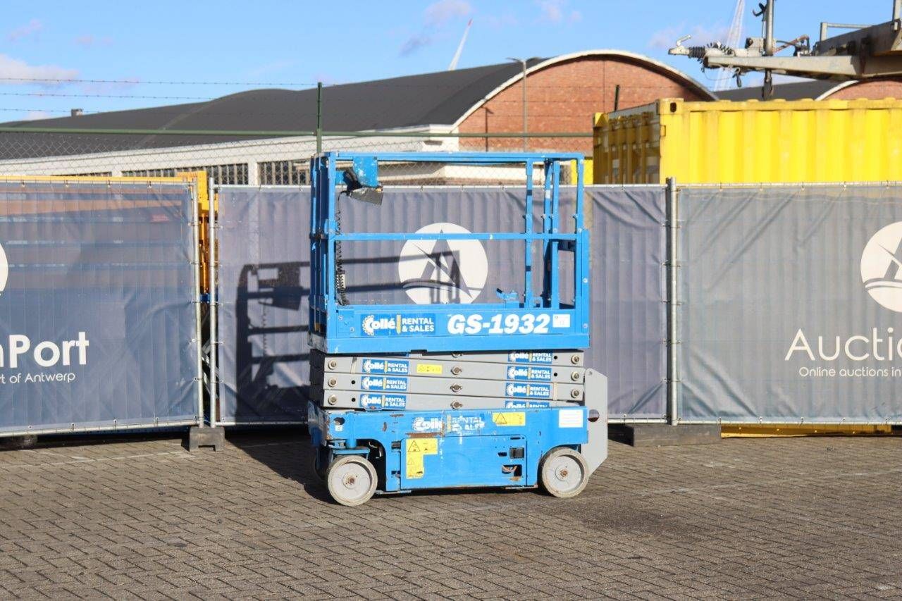 Scissor lift Genie GS-1932 Electric 7.85m 2016
