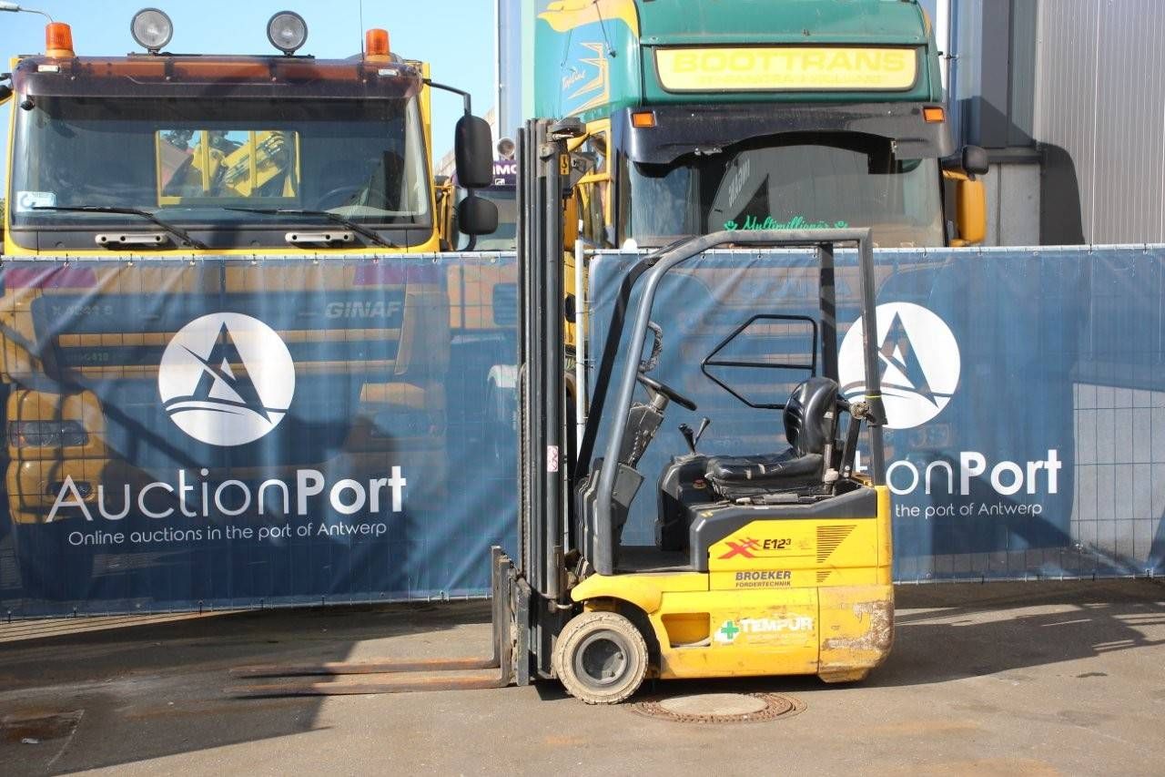 Forklift OM Pimespo XE 12 3 Electric 1200kg 5.5m 2005