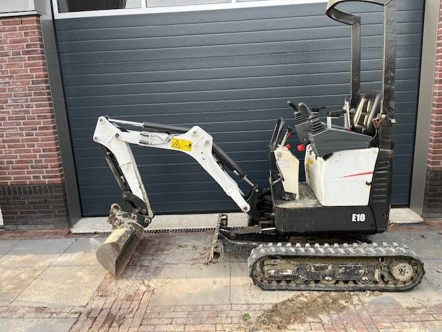 Mini digger Bobcat E10 Diesel