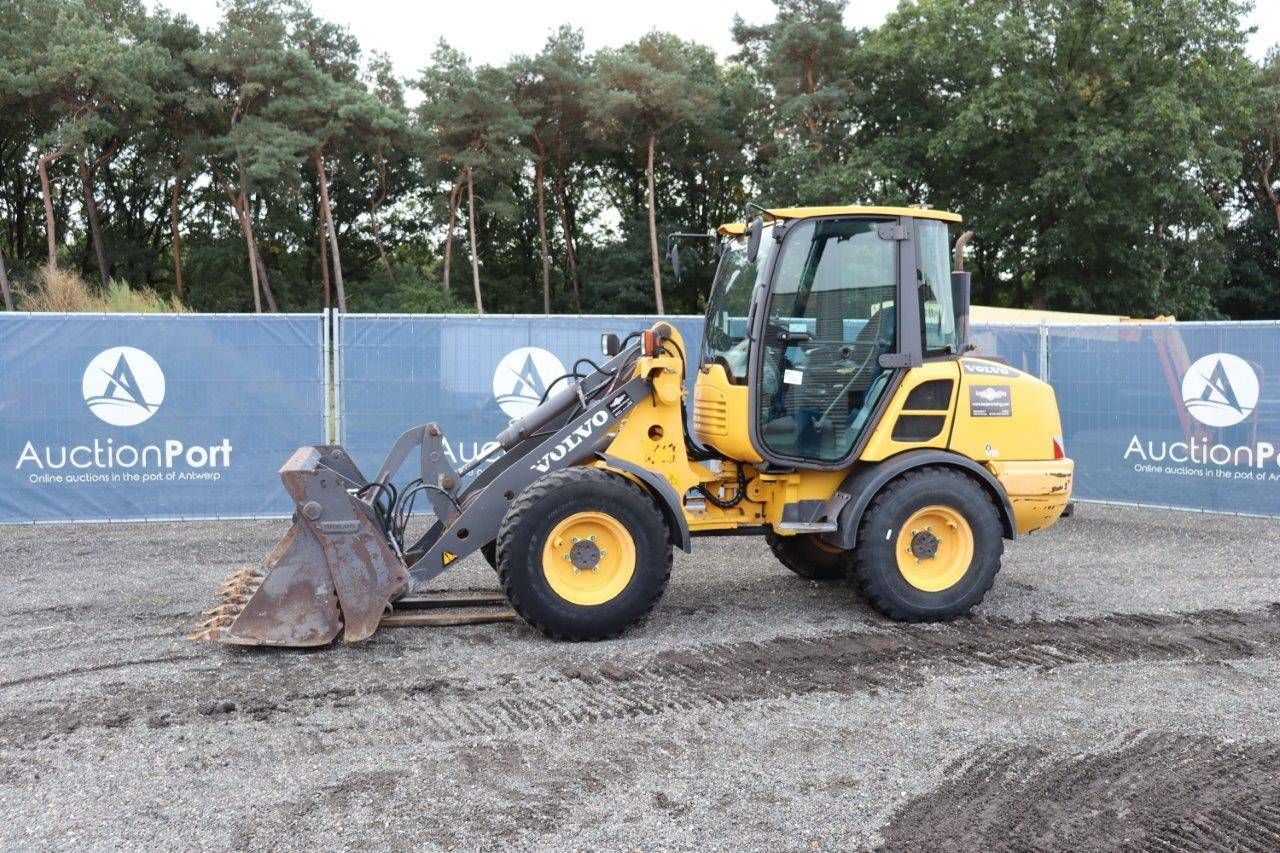 Wheel loader Volvo L25F Diesel 2014