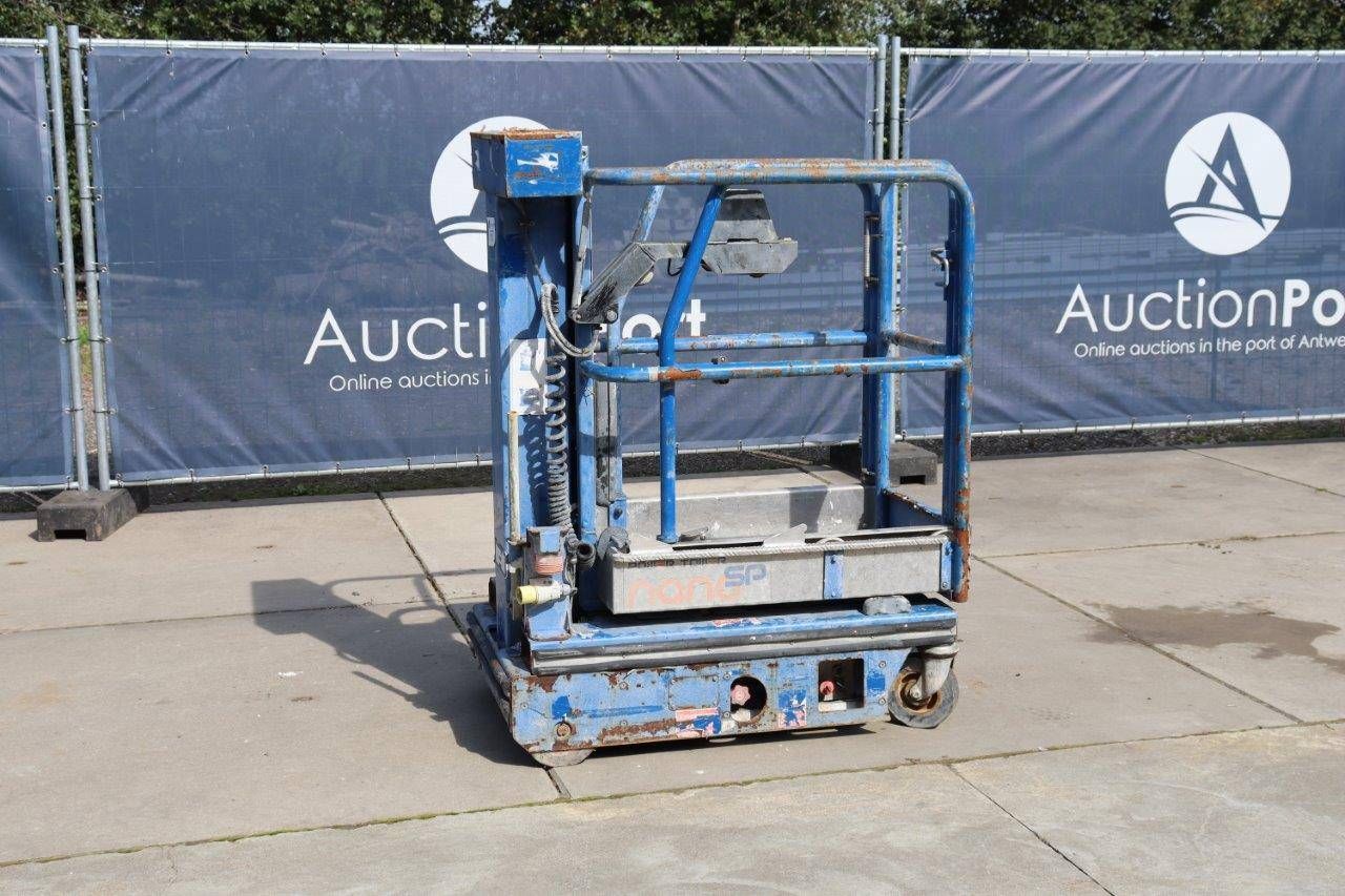 Mast lift Power Tower Nano SP Electric