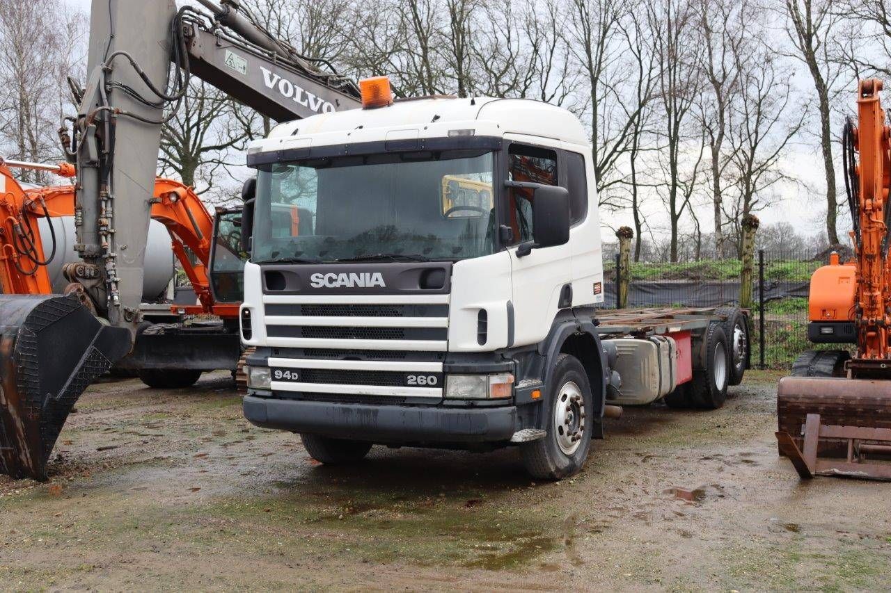 Chassis Cabin Scania 94D-260 Diesel 260hp