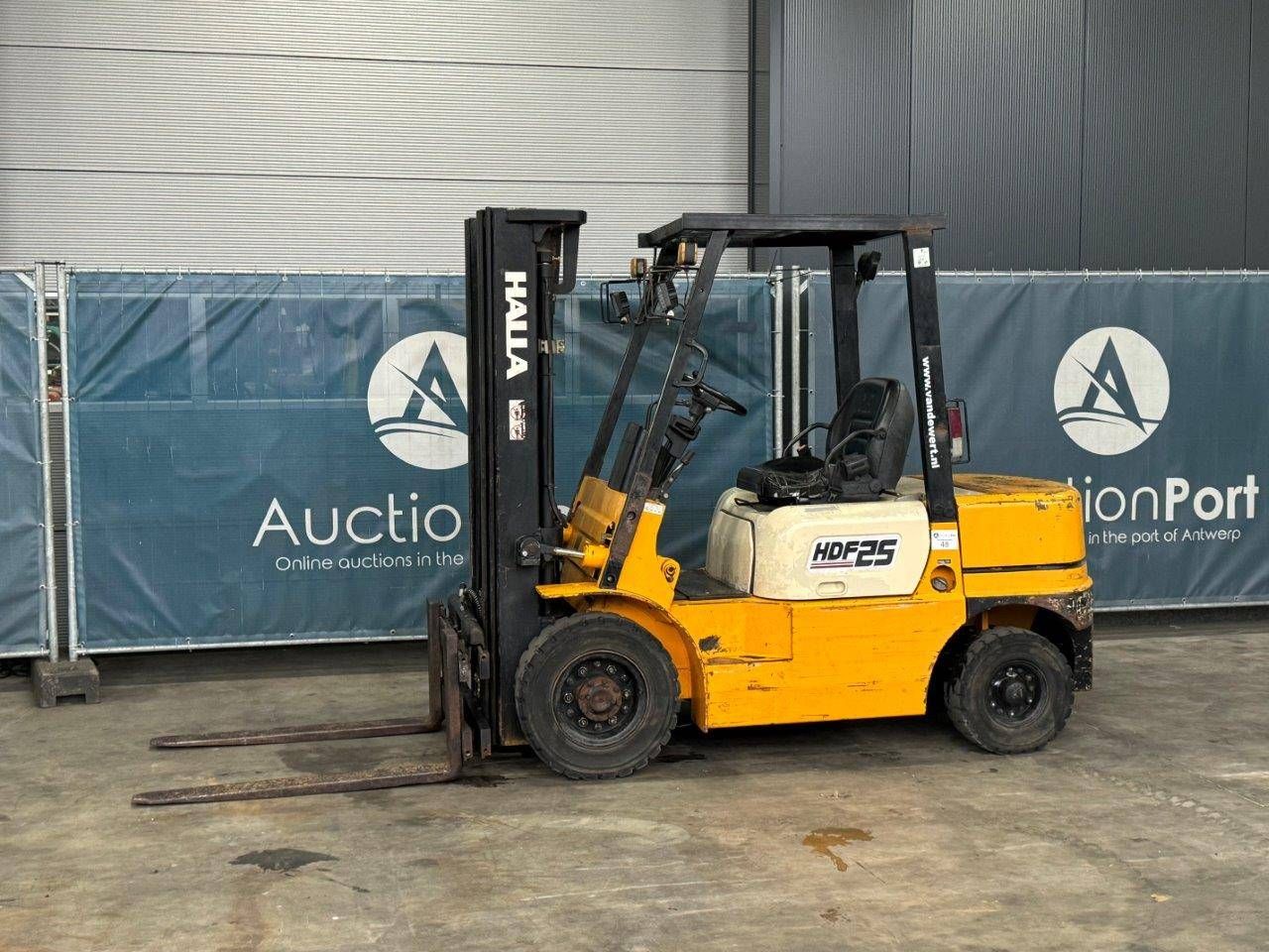 Forklift Halla HDF25 Diesel 2500kg