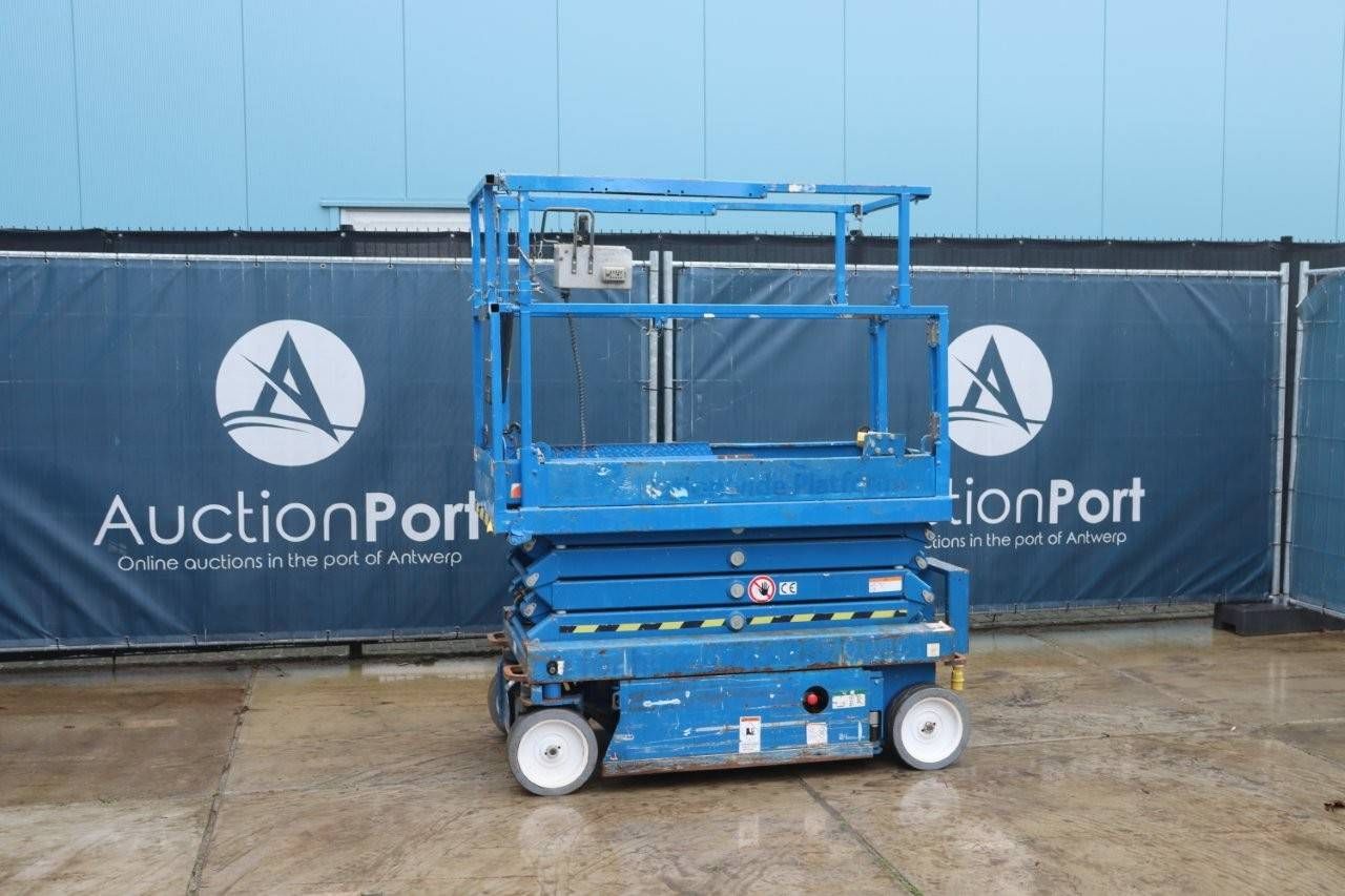 Scissor Lift Skyjack SJ III - 3219 Electric 7.8m 2012