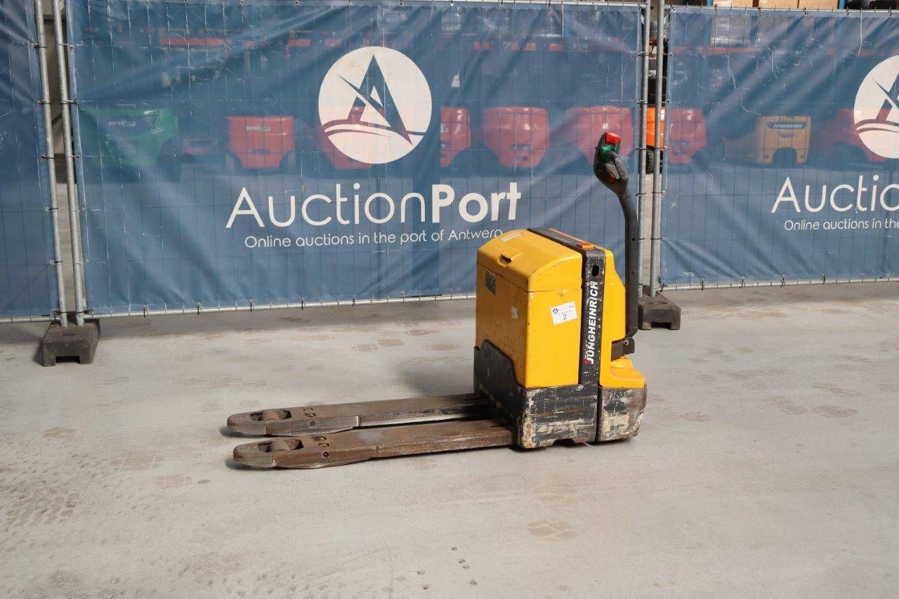 Pallet truck Jungheinrich EJE220 Electric 2000kg 2005
