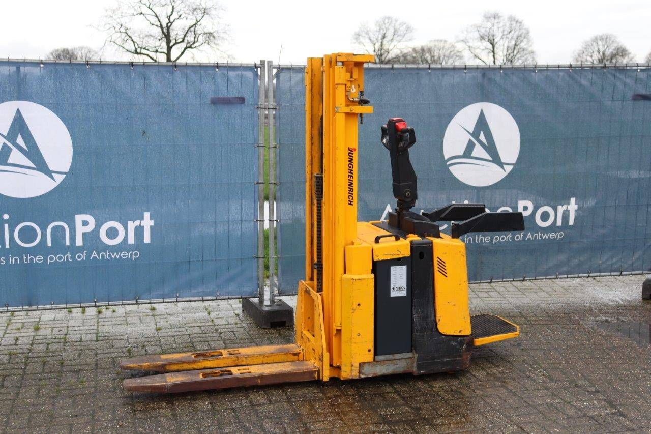 Stacker Jungheinrich Electric