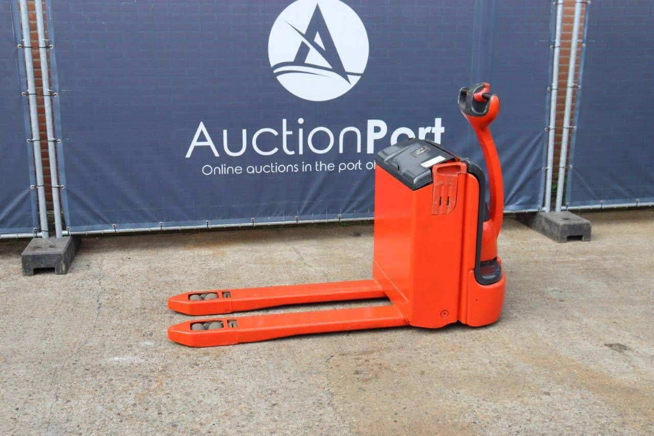 Pallet truck Fenwick-Linde Electric 1800kg