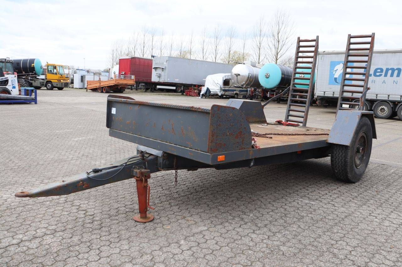 Machine transporter