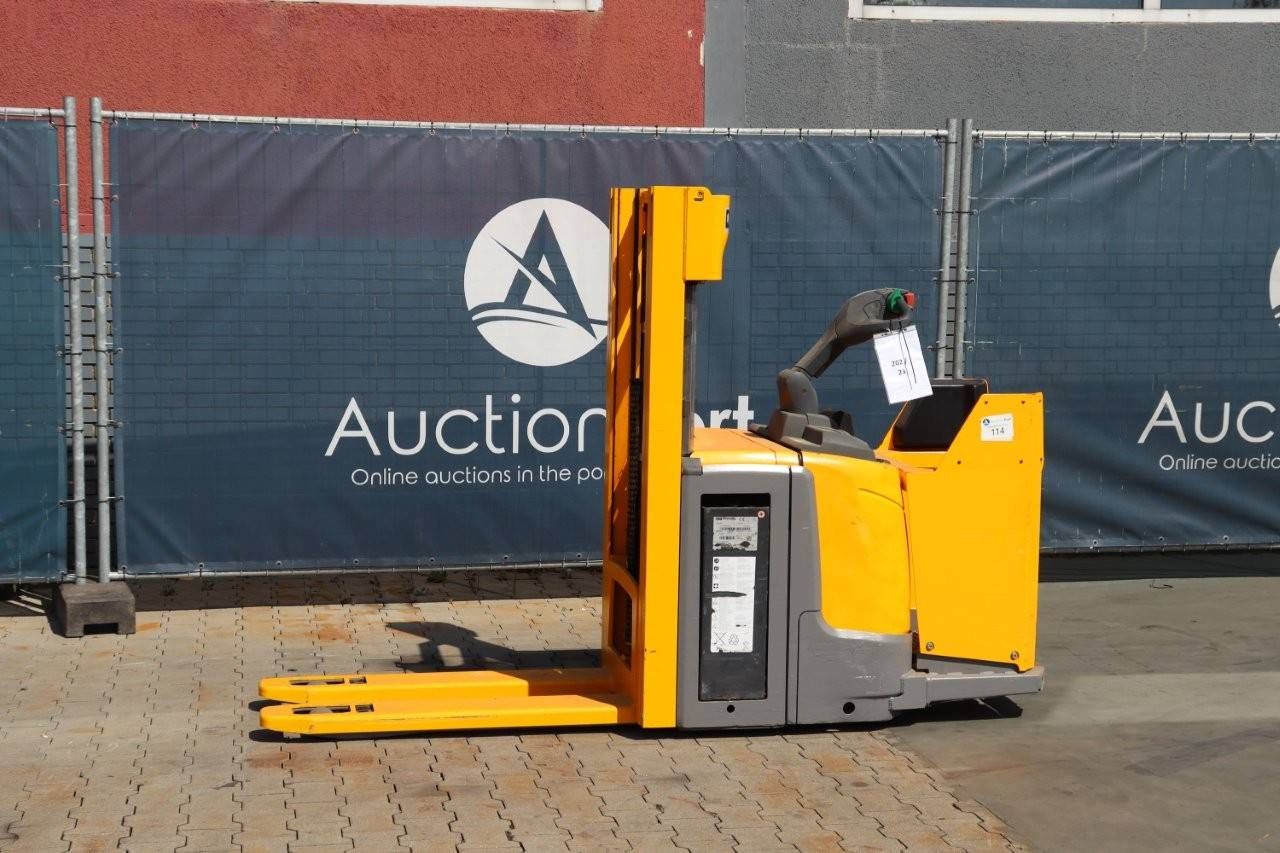 Stapelaar Jungheinrich ERC 212z Elektrisch 1200kg 2.5m 2014