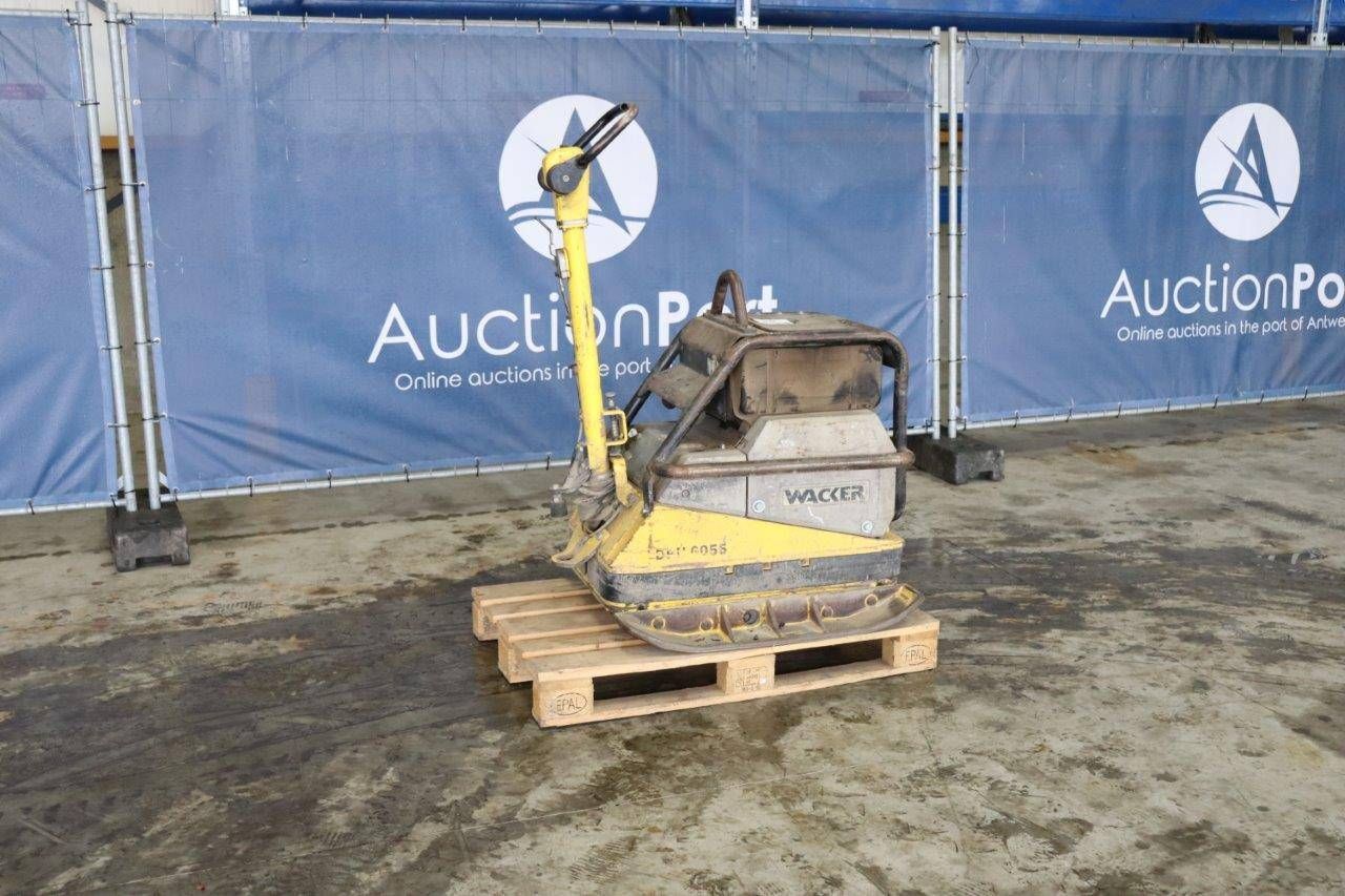 Vibratory plate Wacker DPU6055 Diesel