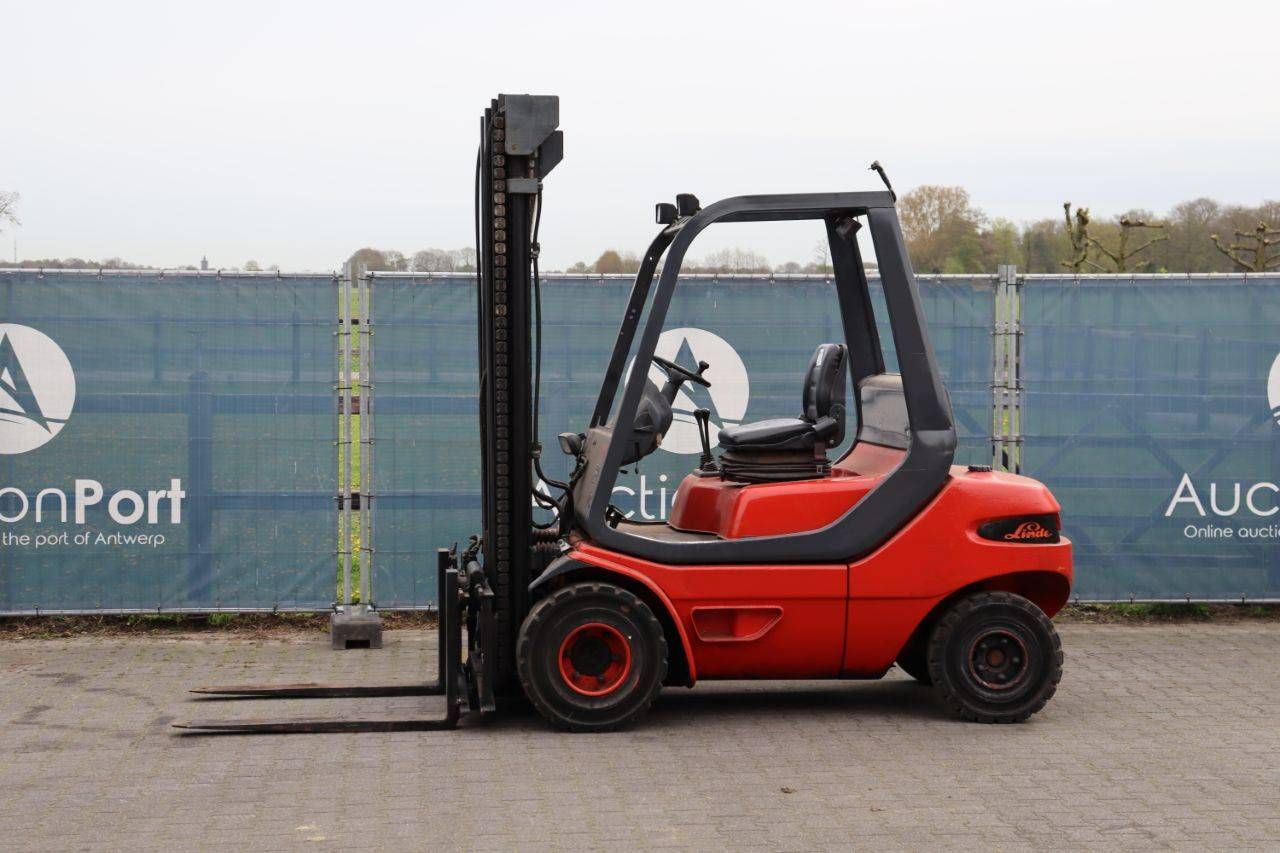 Forklift Linde H30D Diesel 3000kg 7m 1986