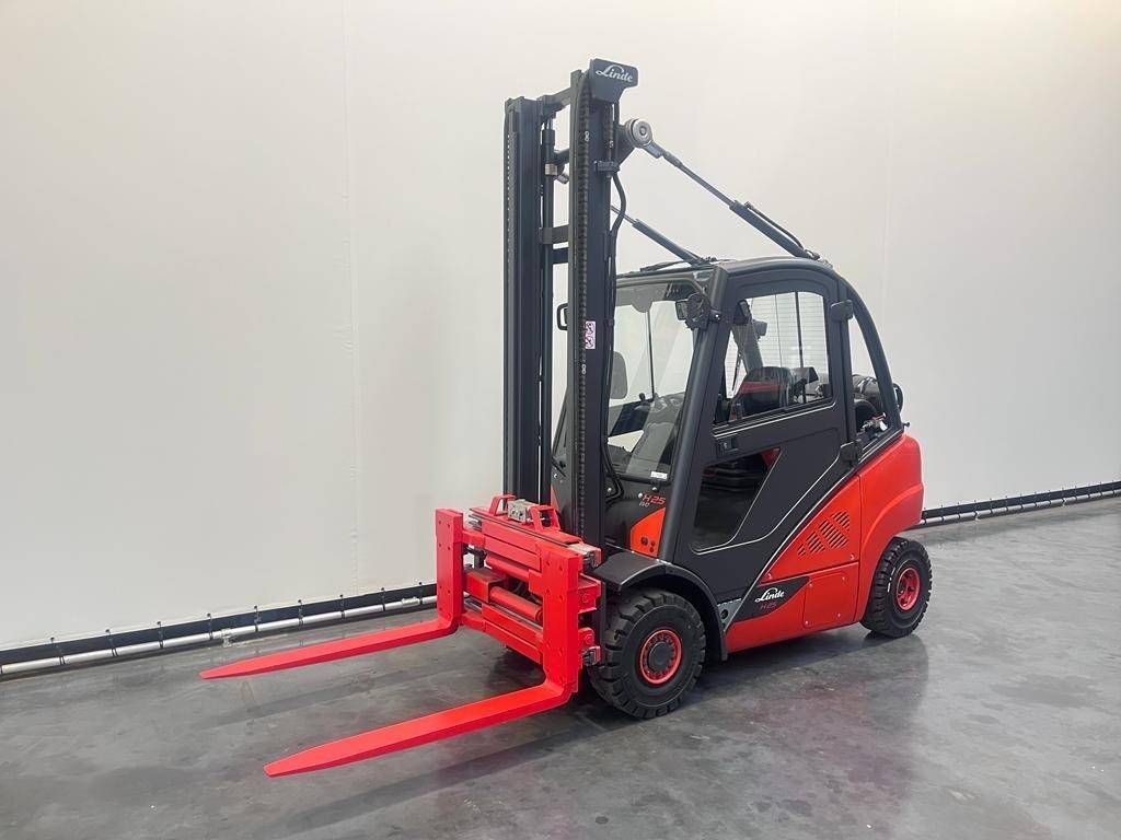 Chariot élévateur Linde H25T-02 GPL 2500kg