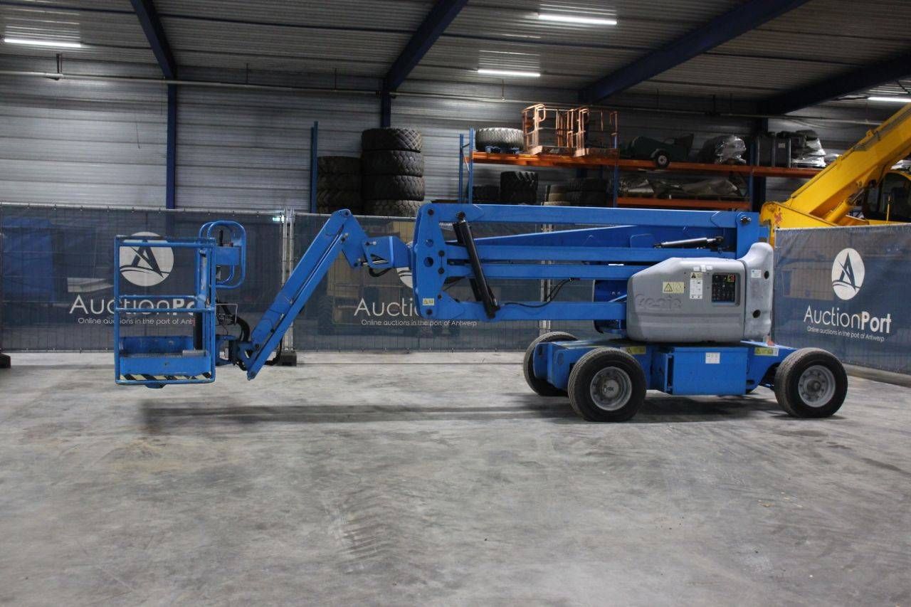 Genie Z-45/25 Articulated Boom Lift Electric + Diesel 15.87m 2008