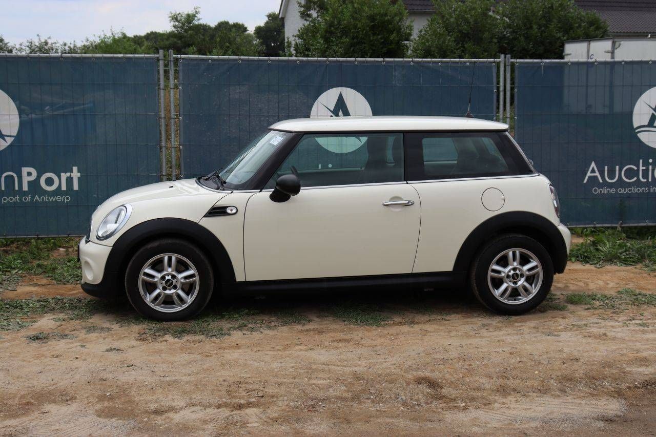 Passenger car MINI ONE Petrol 75hp 2011 (Margin)