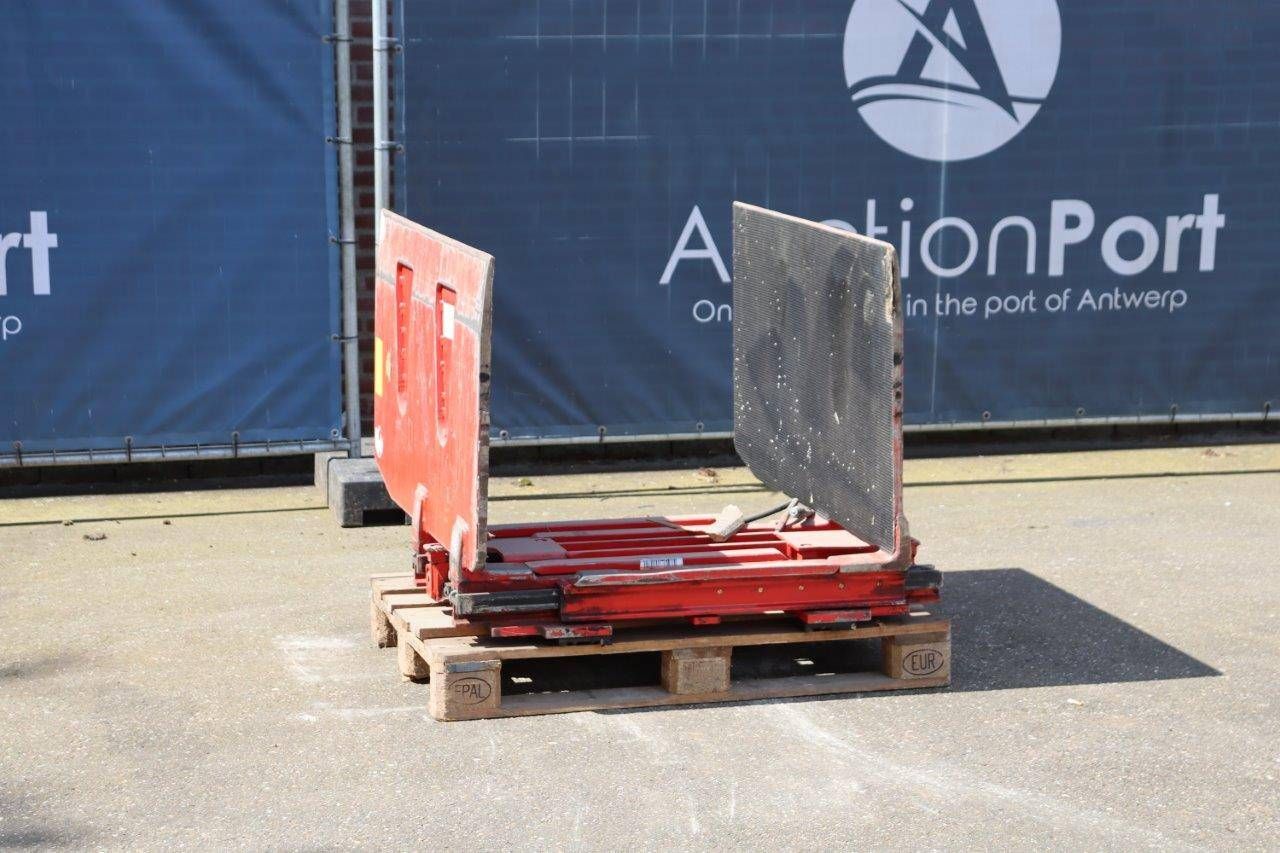 Bale clamp Bolzoni Auramo KS08CFNA 800kg 2009