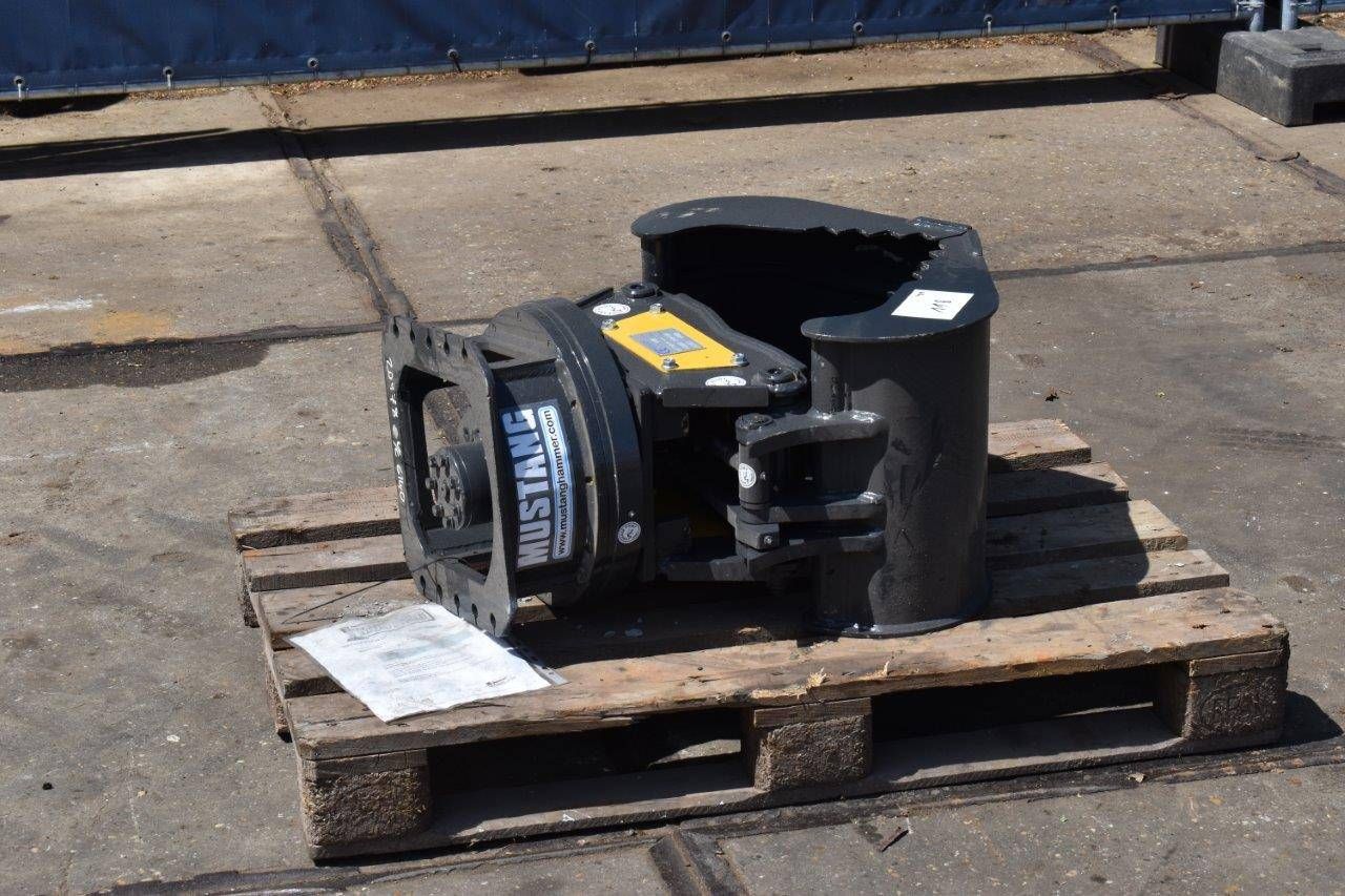 Sorting grab Mustang GRP 150 CH New