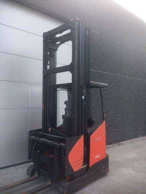 Reach truck Linde R17X Electric 1700kg 8.25m 2006