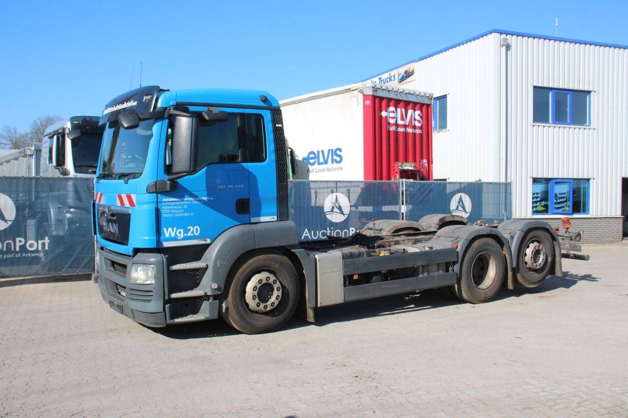 Chassis Cabin MAN TGS 26.320 Diesel 320hp 2014
