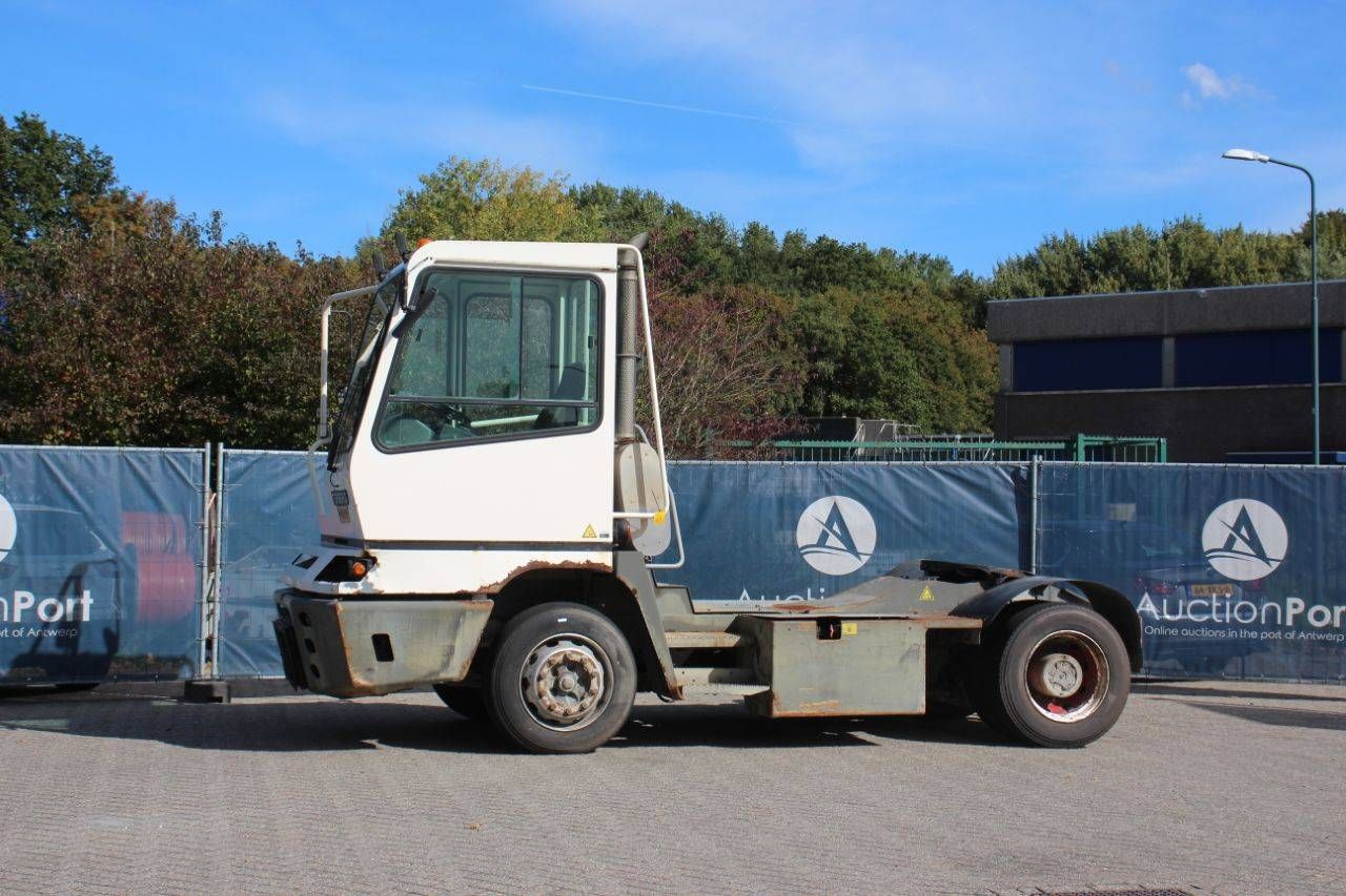 Terminal Tractor Terberg YT222 Diesel 225hp 2012