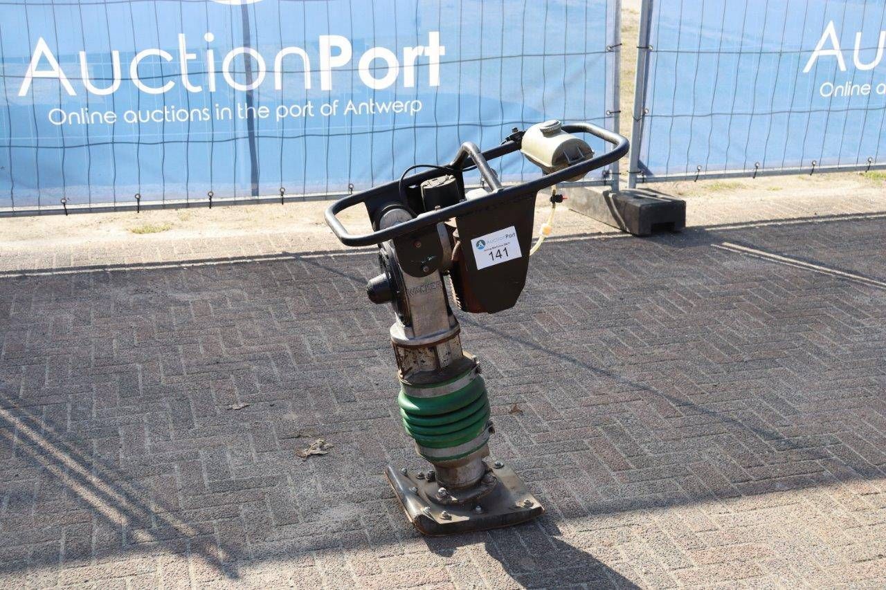 Vibratory plate Wacker Petrol