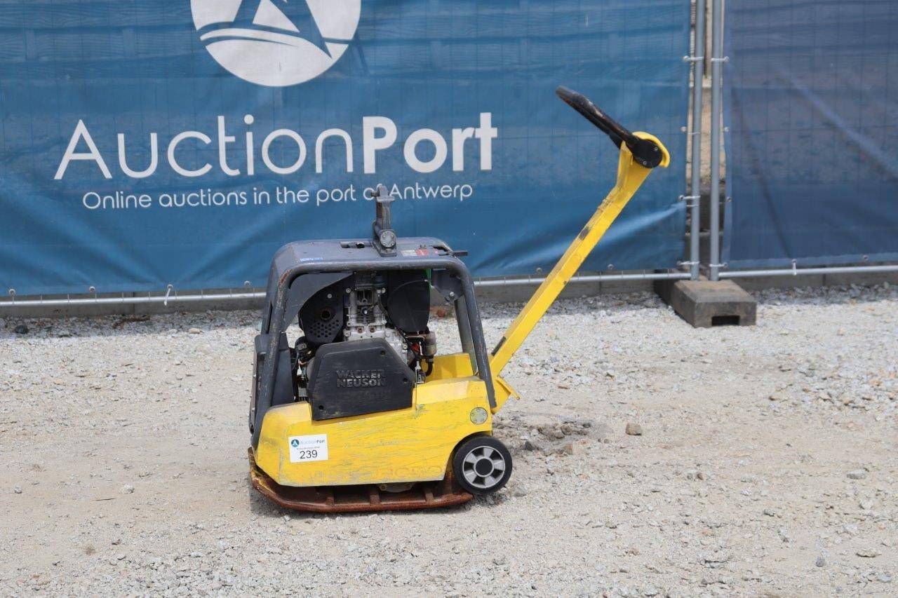 Vibratory plate Wacker Neuson DPU3050HE Diesel 4.2kW 2016
