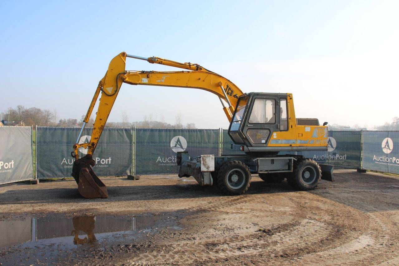 JCB Diesel Wheel Excavator