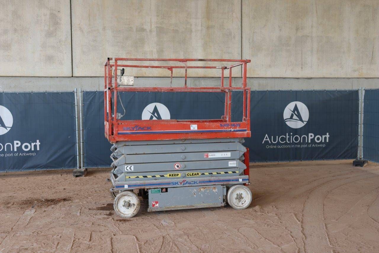 Scissor lift SkyJack SJ4632 Electric 317kg 11.75m