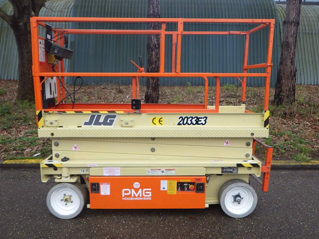 Scissor lift JLG 2033E Electric 8.10m 2000