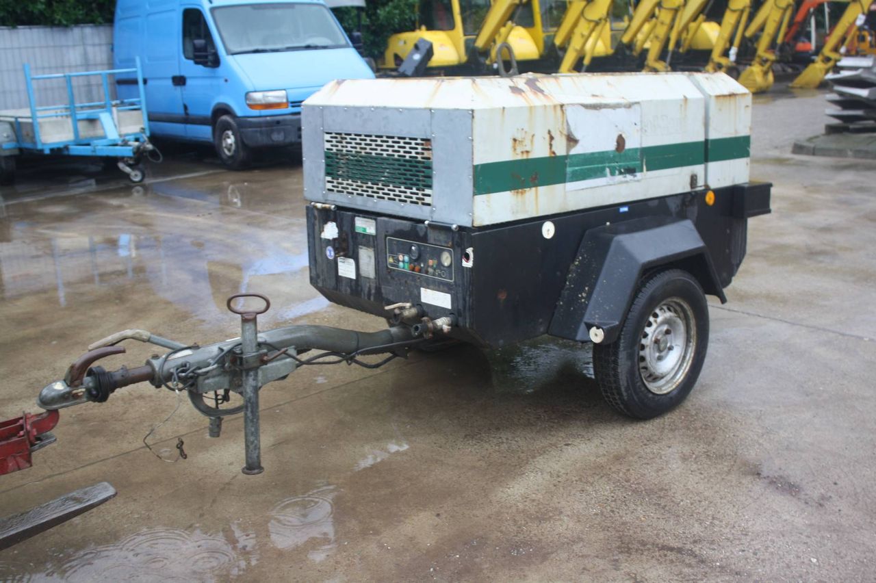 Compressor aanhanger Ingersoll Rand 7/31 Diesel 35.4pk 2004