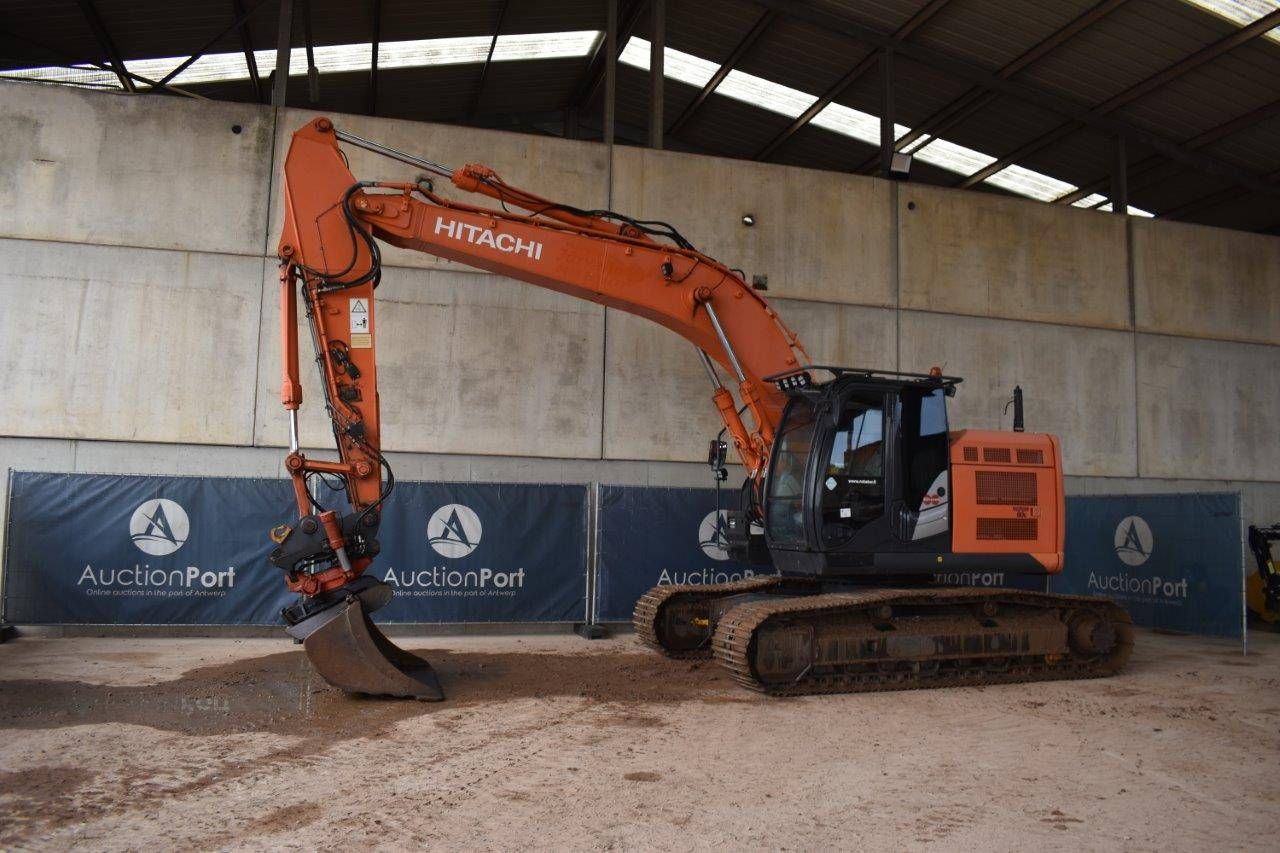 Crawler excavator Hitachi ZX225USRLC-5B Diesel