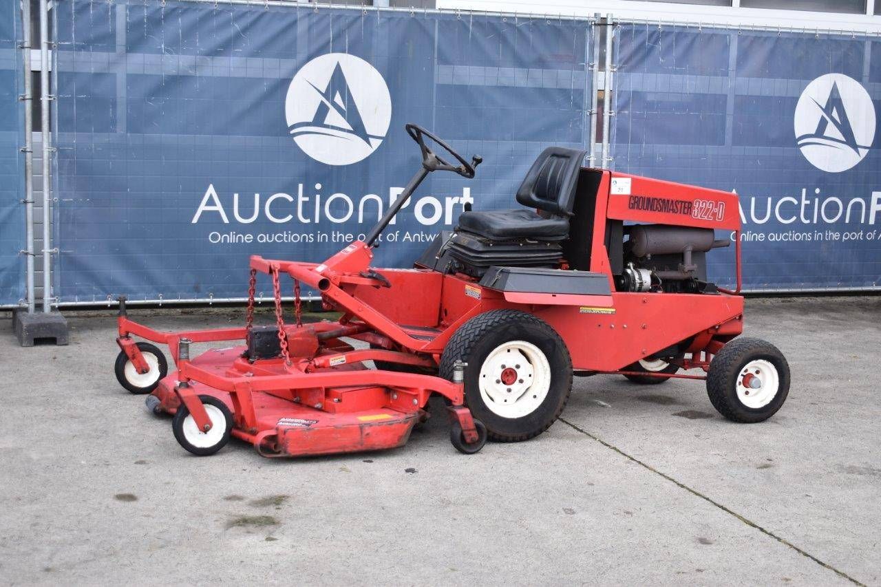 Riding mower Toro Groundsmaster 322-D Diesel