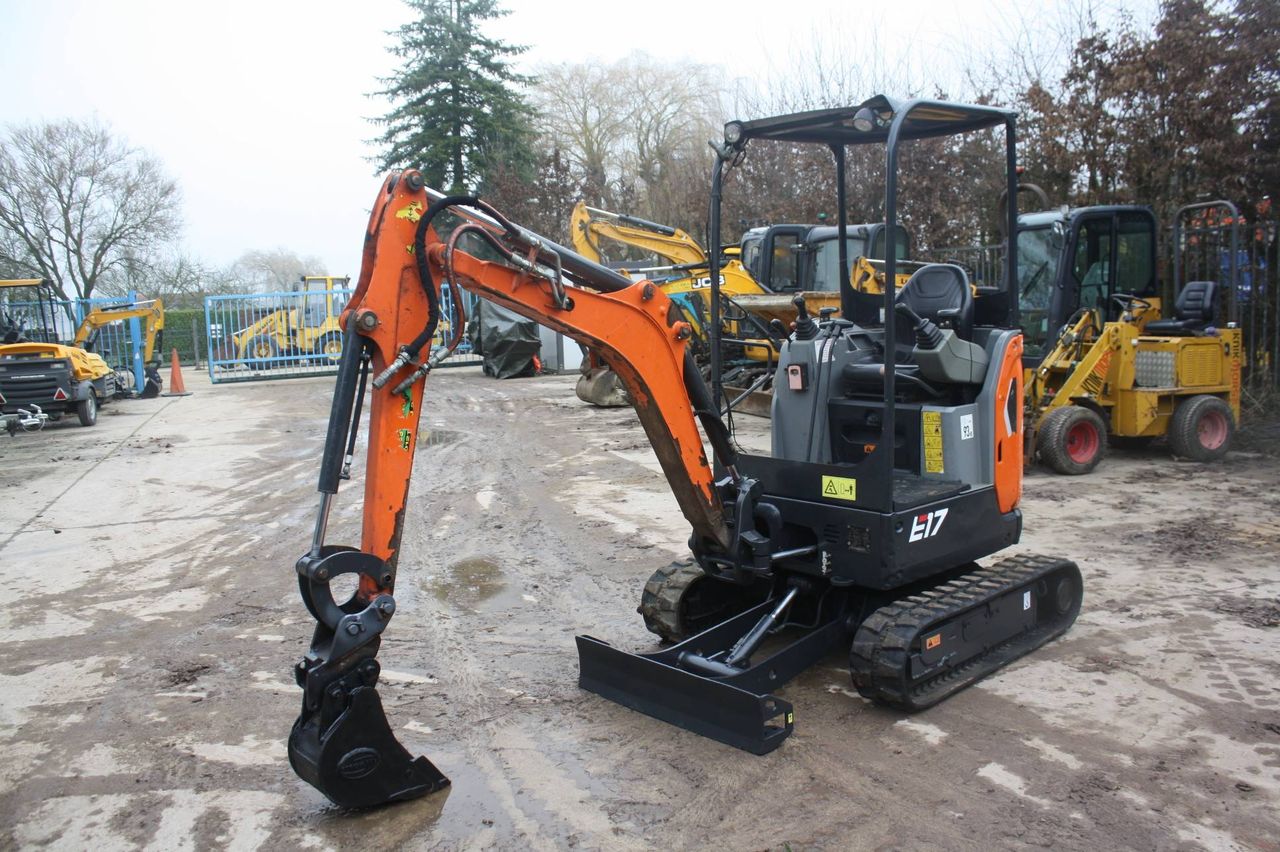 Mini digger Doosan DX17Z Diesel 2019