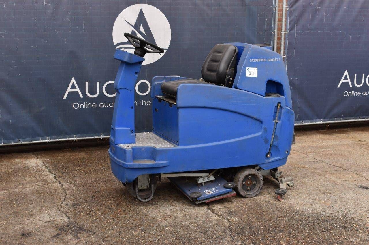 Scrubbing machine Scrubtec Boost R Electric