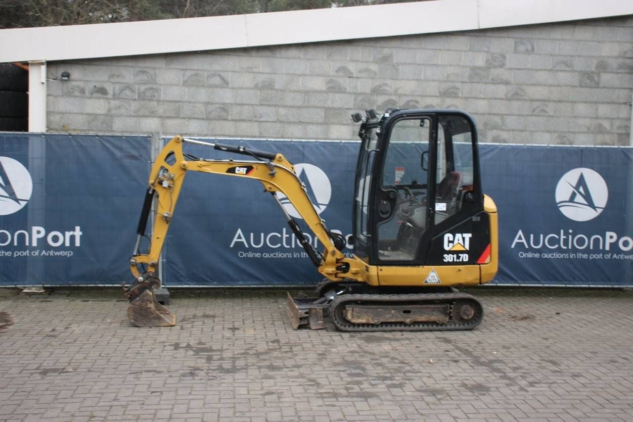 Crawler excavator Caterpillar 301.7D Diesel 2013