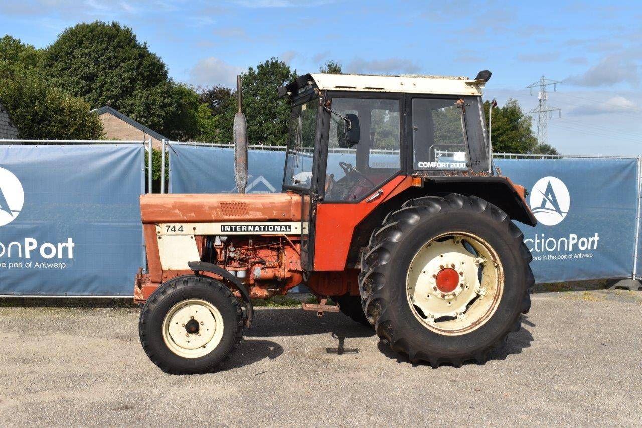 Tractor International 744 Diesel 72hp