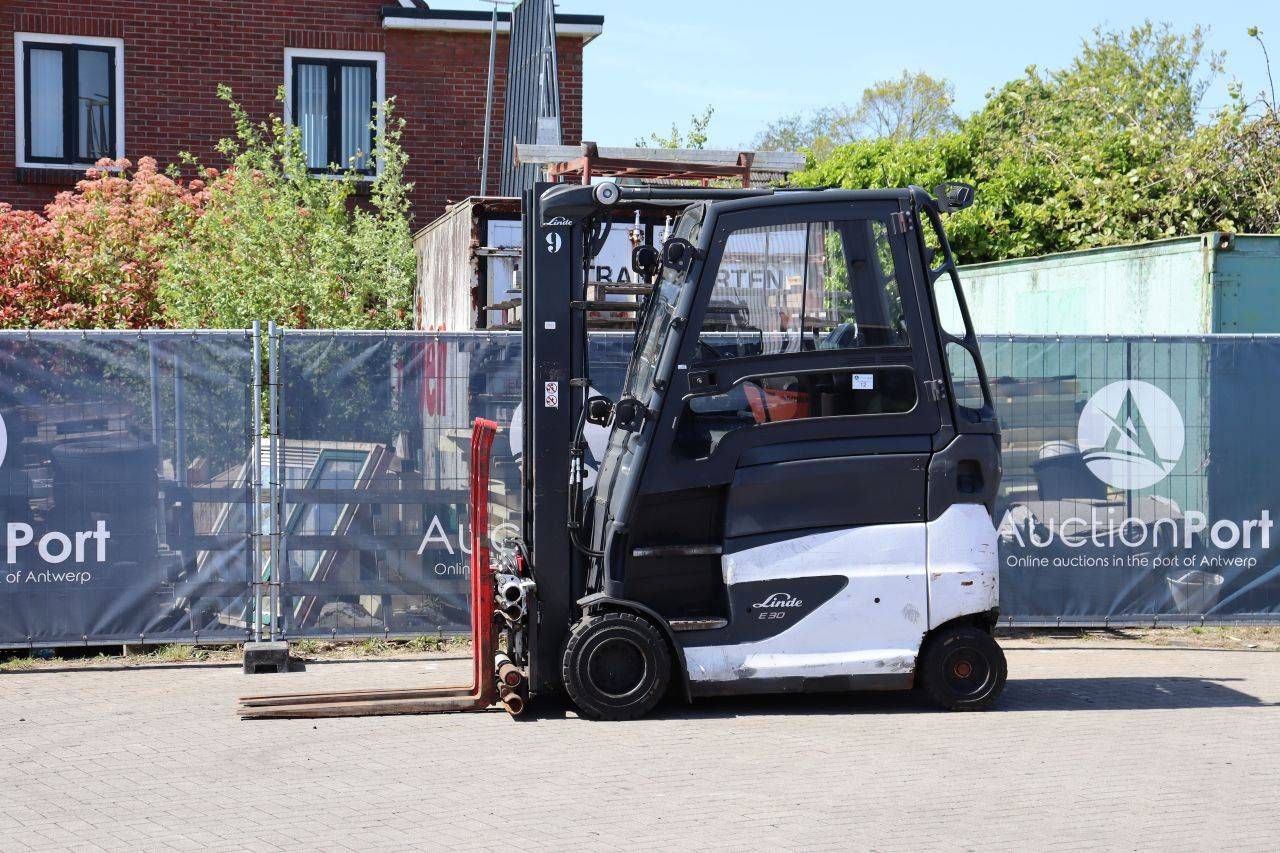Linde E30HL-01/600 Electric Forklift 3000kg 4.14m 2020