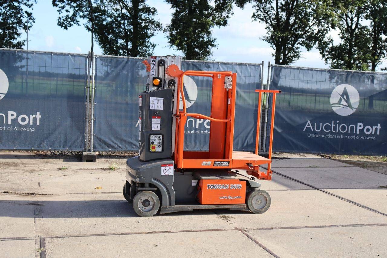 JLG Toucan Duo Electric Mast Lift 130kg 6.0m 2017