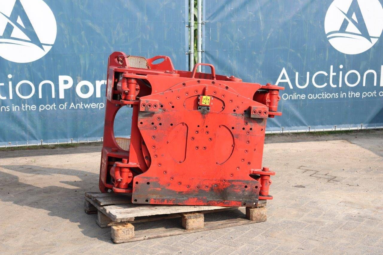 Bale clamp Bolzoni Auramo AR37RJ-15 2017