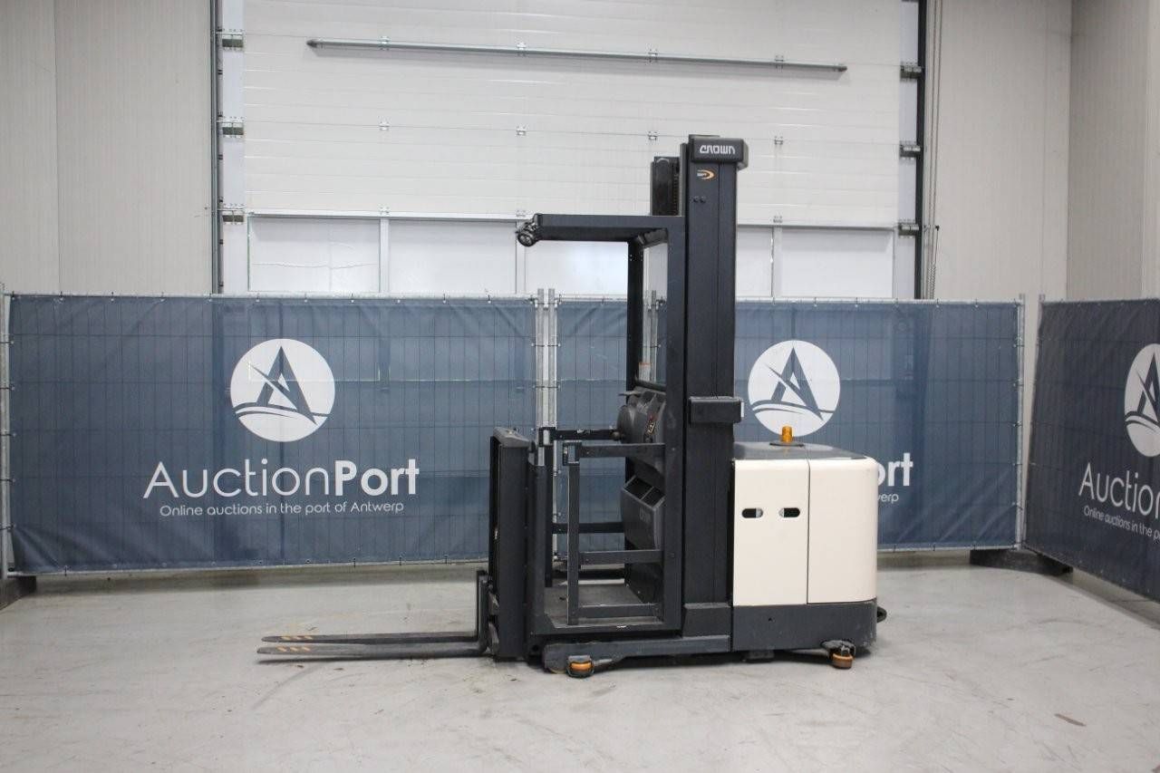 Stacker Crown SP3512-1.0 Electric 1000kg 5.13m 2011
