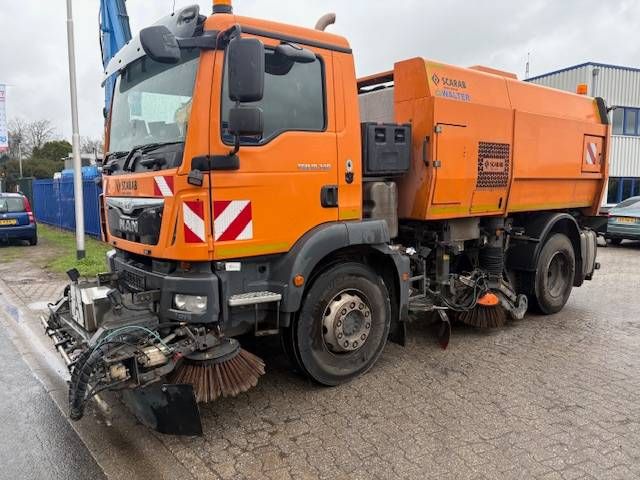 Sweeper MAN TGM 18.340 Diesel 320hp 2017