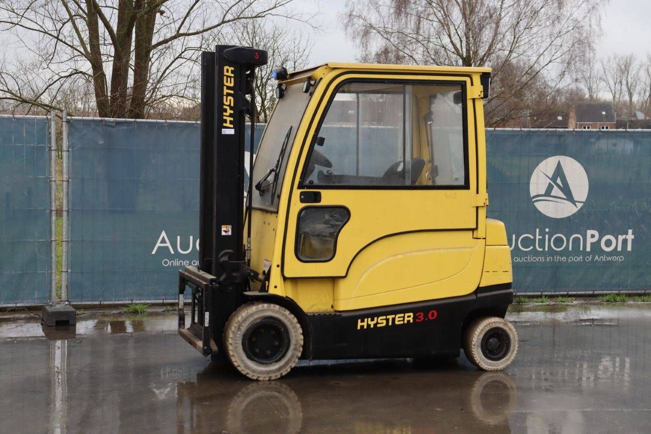 Hyster J3.0XN Electric Forklift 2350kg 3.6m 2018